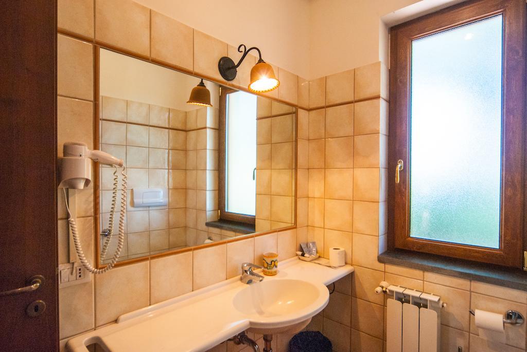 Poggiofelice B&B Zafferana Etnea Δωμάτιο φωτογραφία